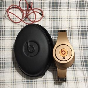 Dr.dre Beats over head 1st generation Bronze
